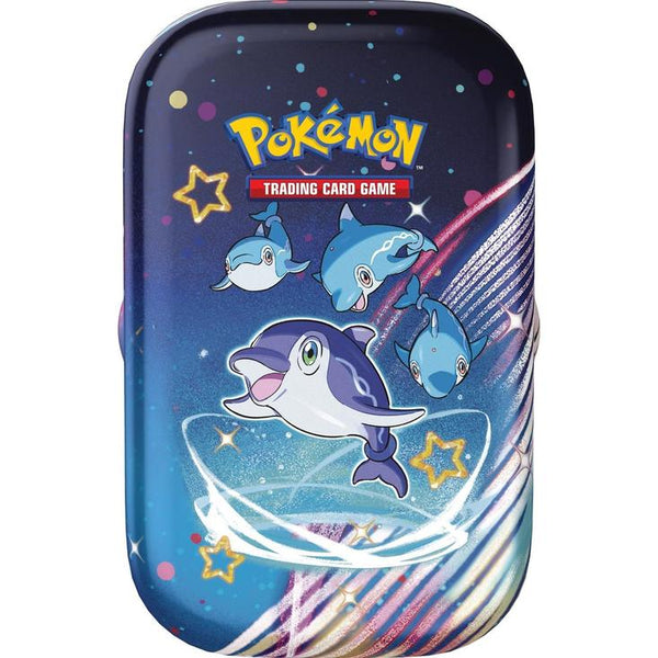 Mini lata metálica azul de Pokémon Paldean Fates con diseño de Finizen y estrellas brillantes sobre un fondo espacial.