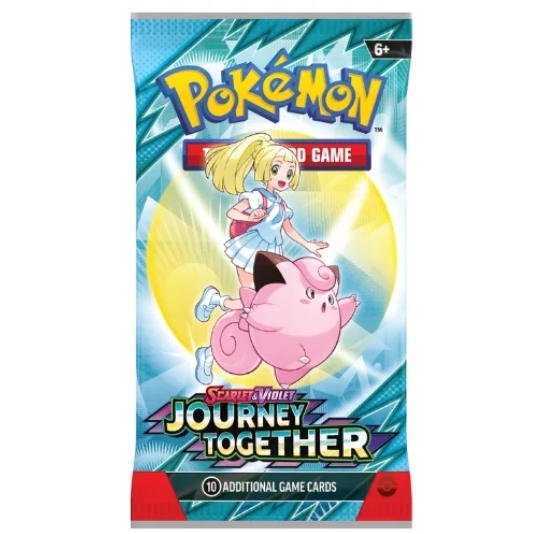 Sobre de cartas Pokémon Escarlata y Púrpura Juntos de Aventura con Lylia y Clefairy sobre un fondo azul brillante.