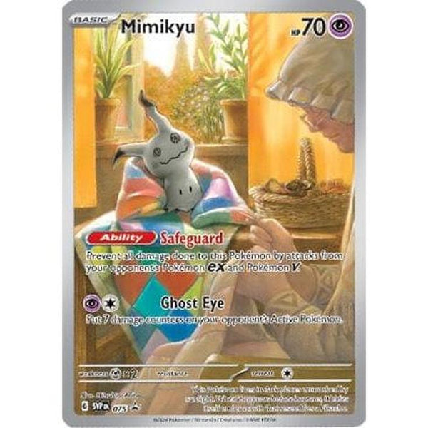 Carta Pokémon Mimikyu de Tesoros Brillantes con ilustración artística de un Mimikyu bajo una manta colorida junto a una ventana.