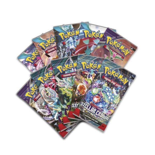 Abanico de diez sobres de cartas Pokémon Scarlet & Violet con diseños coloridos y brillantes de distintas expansiones.